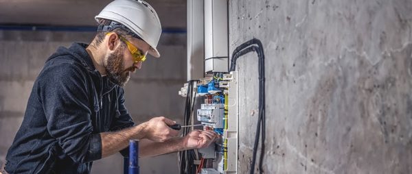 The Perfect Electrician 24/7